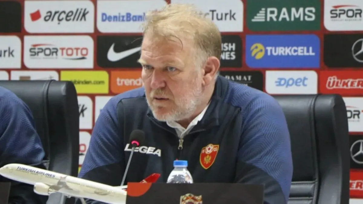 Robert Prosinecki: "Türkiye Maçı Öncesi Üzerimde Büyük Baskı Var"