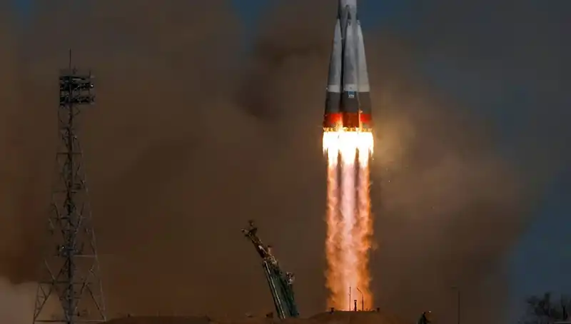 Uzaya Fırlatılan Soyuz MS-27: Amerikalı ve İki Rus Astronot Başladı