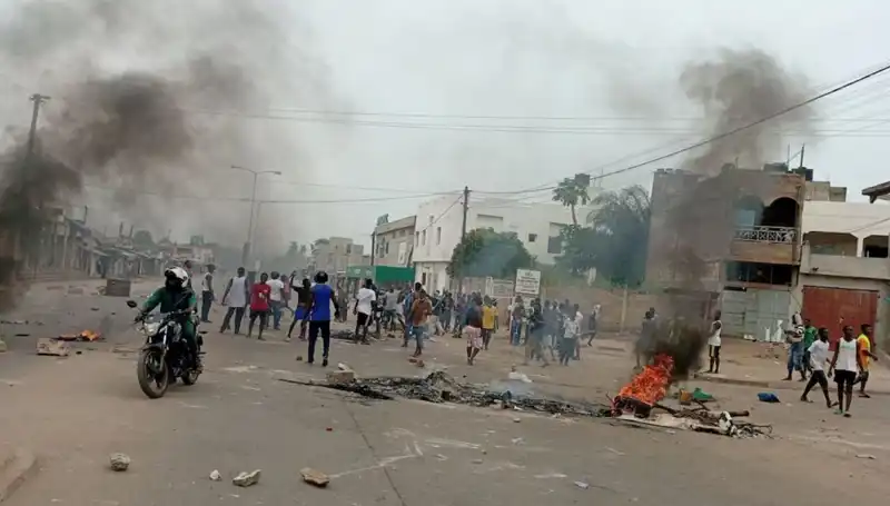 Togo'daki Protestolar Sırasında Nehirlerde 7 Ceset Bulundu: Halk Ayakta!