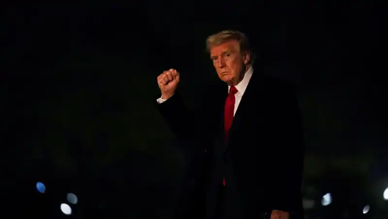 Ticaret Savaşlarının Gölgesinde: Trump’a Desteğin Düşüş Nedenleri