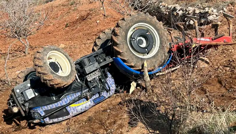 Siirt’te Traktör Kazası: Genç Sürücü Hayatını Kaybetti