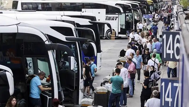 İstanbul’u Terk Edenlerin Sayısı Geçen Yıl Rekor Kırdı