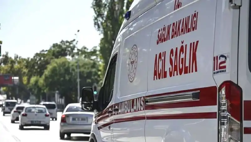 Apartman Tahliye Edildi: Mangalda Pul Biber Yakan Adamın Trajikomik Hikayesi!