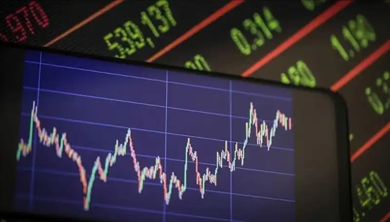 Yatırımcıların Gözü Teknoloji Hisselerinde: Yeni Fırsatlar ve Riskler