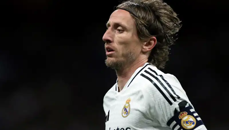 Yıldız Futbolcu Modric’ten Sürpriz Hamle: Kulüp Satın Alma Heyecanı