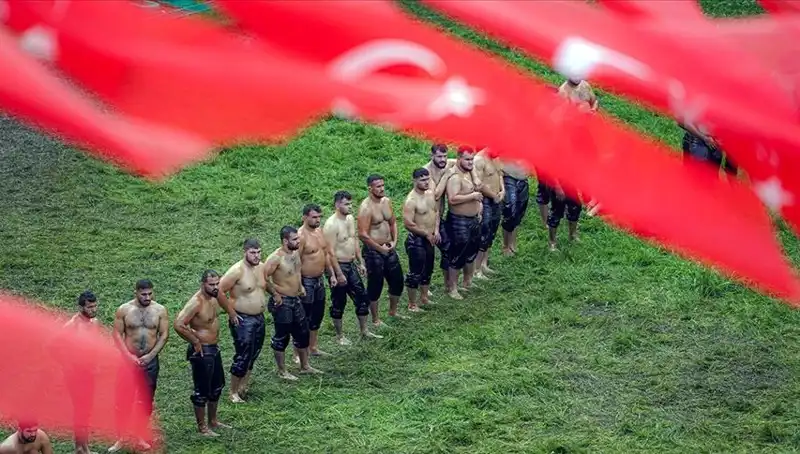 Tarihi Kırkpınar Yağlı Güreşleri 664. Kez Başlıyor: 40 Başpehlivan ve 826 Sporcu Sahne Alacak