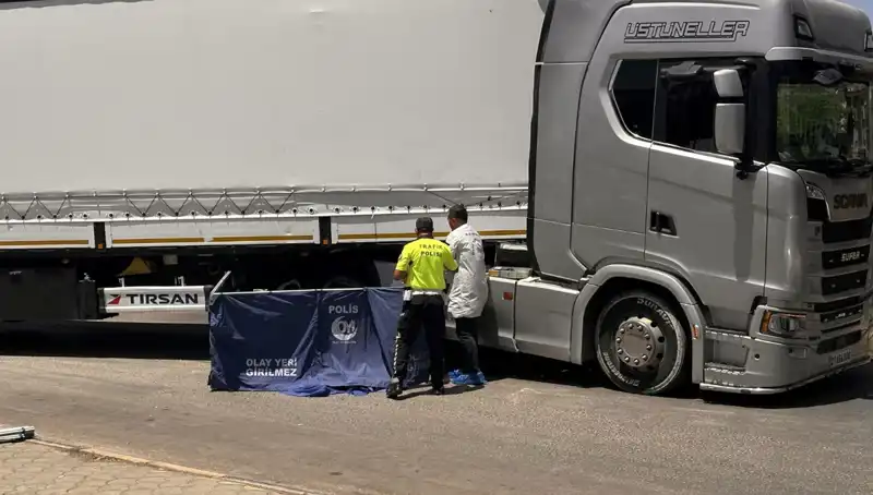 Gaziantep’te TIR Kazası: Feci Kaza Sonrası 2 Kişi Hayatını Kaybetti