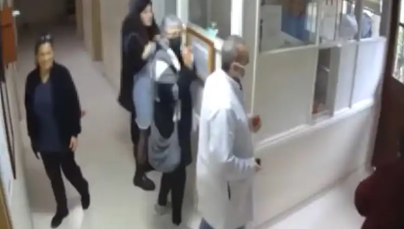 Üsküdar'da Doktora Cumhurbaşkanına Hakaretten Hapis İstemi