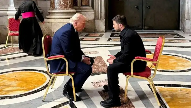 Zelenski'den Trump Açıklaması: Vatikan Görüşmesi En İyi İlişkiyi Kurdu