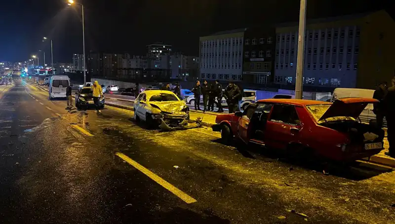 Kayseri'de 11 Araç Birbirine Girdi: Olayın Ayrıntıları ve Sonrası