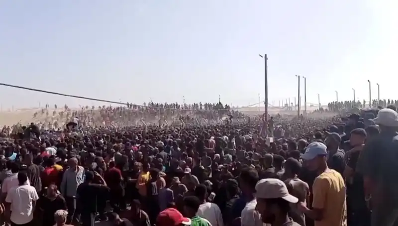 İsrail'in Filistin'e Saldırısı: İnsani Yardım Alma Çabaları Sonuçsuz Kaldı