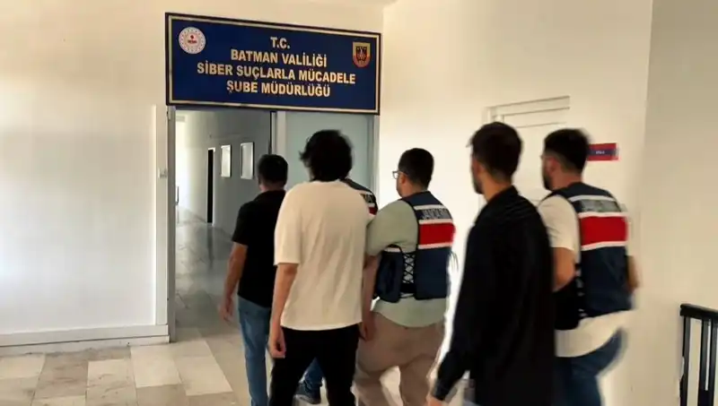 Batman'da Yasa Dışı Bahis Operasyonu: 3 Gözaltı ile Sonuçlandı!